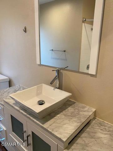 4048 Stoneriver Court, Westlake Village, CA 91362