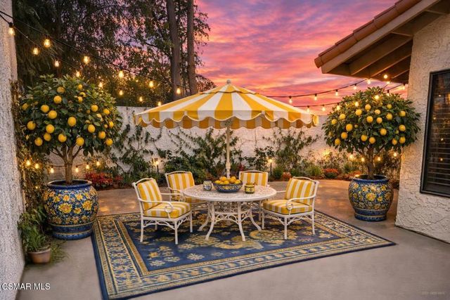 4048 Stoneriver Court, Westlake Village, CA 91362