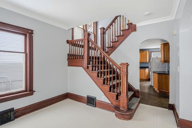 4722 W Garfield AVENUE, Milwaukee, WI 53208