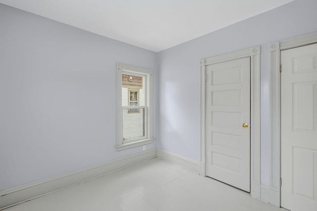 4722 W Garfield AVENUE, Milwaukee, WI 53208