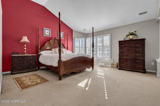 102 Blue Jay Court, Manalapan, NJ 07726