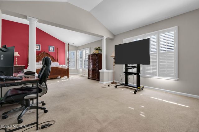 102 Blue Jay Court, Manalapan, NJ 07726