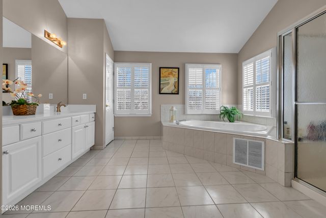 102 Blue Jay Court, Manalapan, NJ 07726