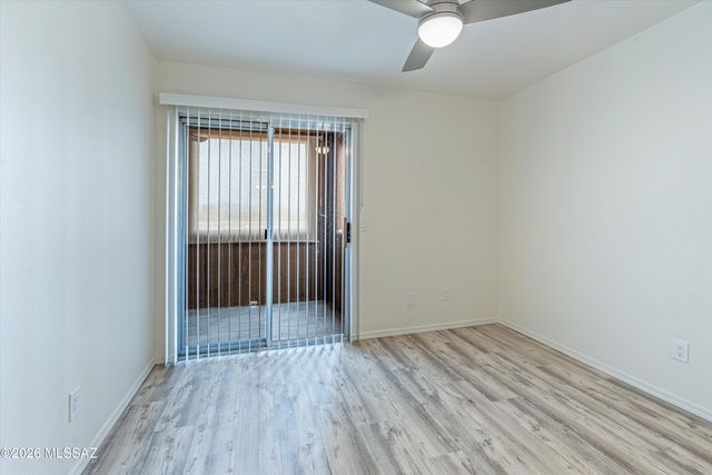 1810 E Blacklidge Dr Apt 516, Tucson, AZ 85719