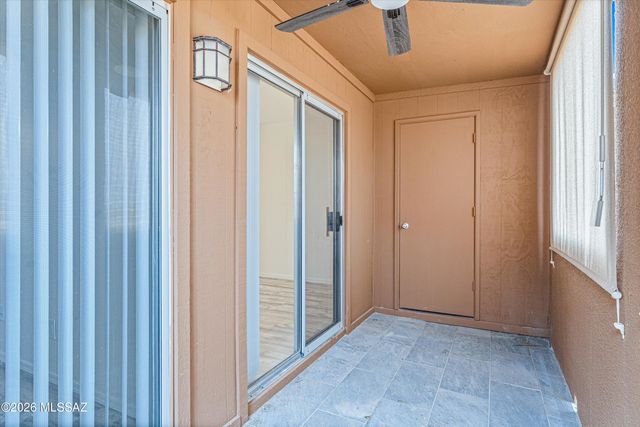 1810 E Blacklidge Dr Apt 516, Tucson, AZ 85719