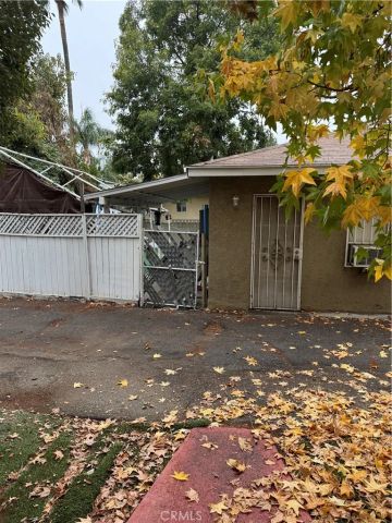 13918 Valerio Street, Van Nuys, CA 91405