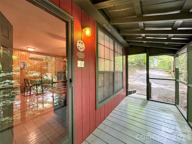 279 Rocky Top Road, Maggie Valley, NC 28751
