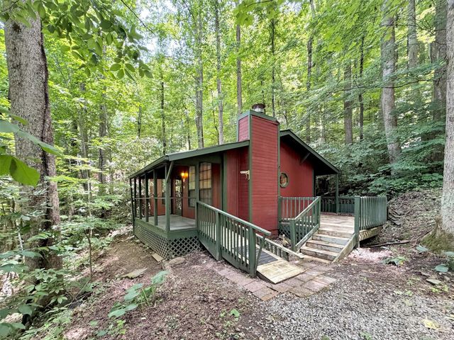 279 Rocky Top Road, Maggie Valley, NC 28751