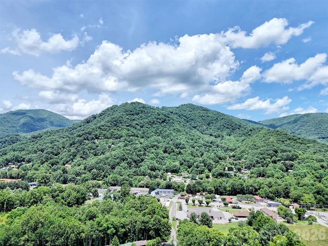 279 Rocky Top Road, Maggie Valley, NC 28751