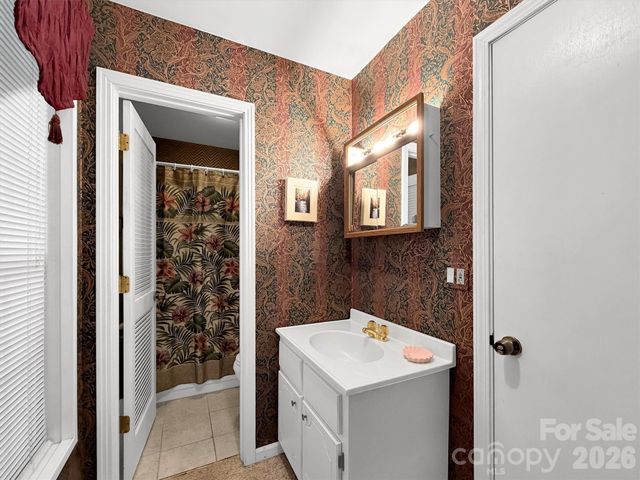 279 Rocky Top Road, Maggie Valley, NC 28751