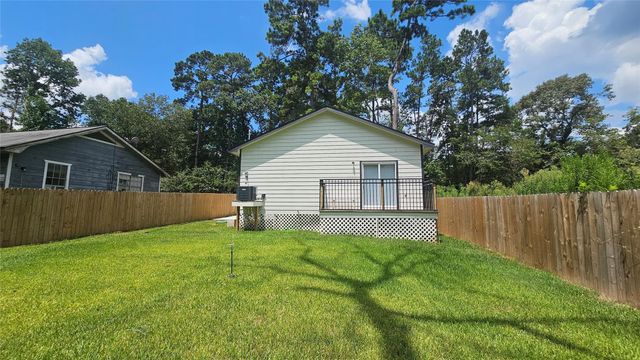 160 Oak Lane, Shepherd, TX 77371