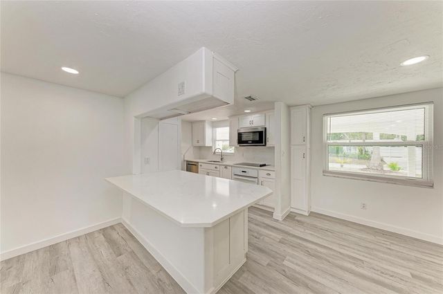 2714 DATURA STREET, Sarasota, FL 34239