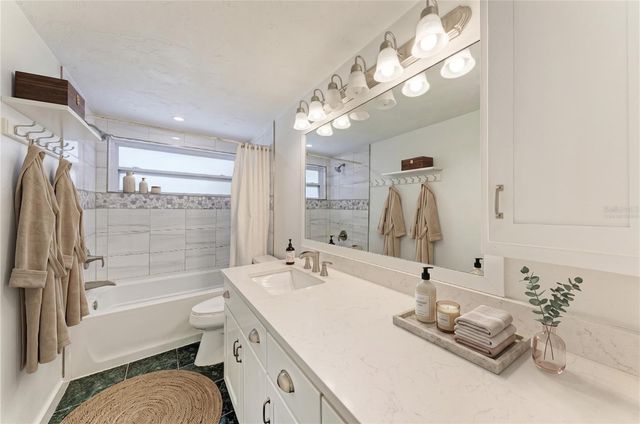 2714 DATURA STREET, Sarasota, FL 34239