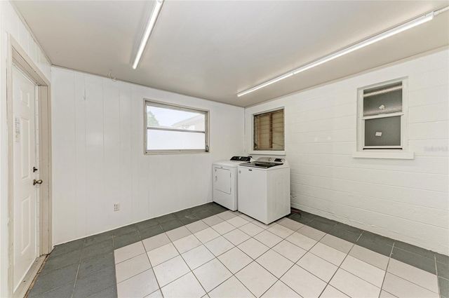 2714 DATURA STREET, Sarasota, FL 34239