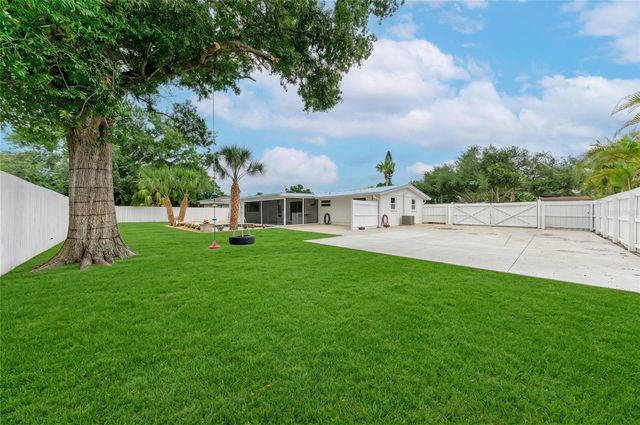 2714 DATURA STREET, Sarasota, FL 34239