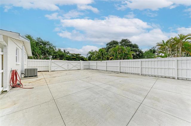 2714 DATURA STREET, Sarasota, FL 34239