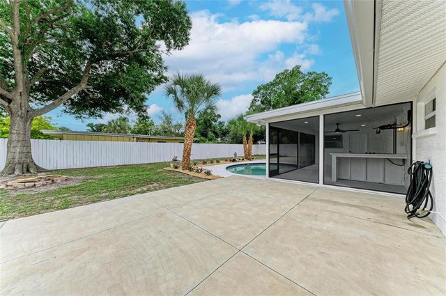 2714 DATURA STREET, Sarasota, FL 34239