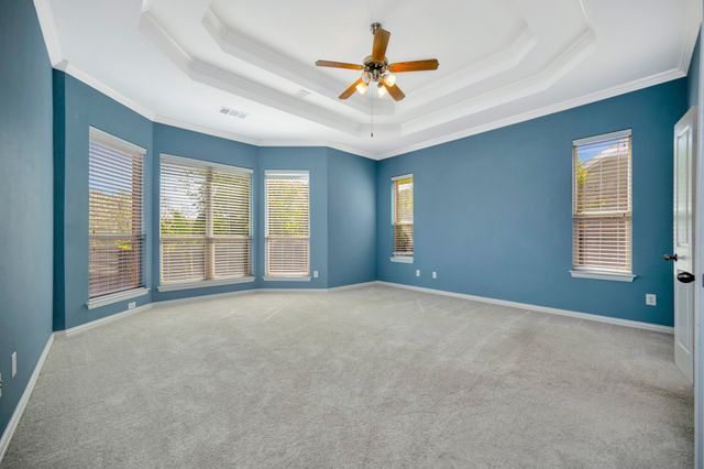 956 Water Oak Drive, Grapevine, TX 76051