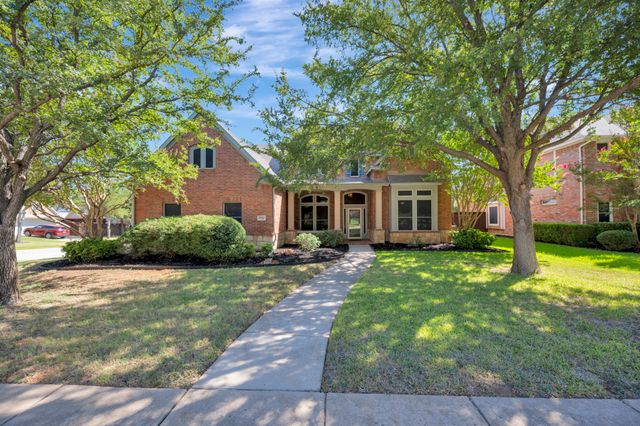 956 Water Oak Drive, Grapevine, TX 76051
