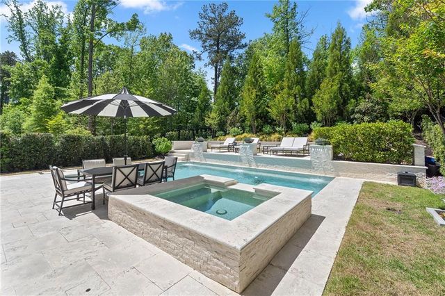 1294 Cauley Creek Overlook, Johns Creek, GA 30097