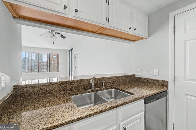3481 Lakeside Drive NE 2107, Atlanta, GA 30326