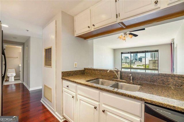 3481 Lakeside Drive NE 2107, Atlanta, GA 30326