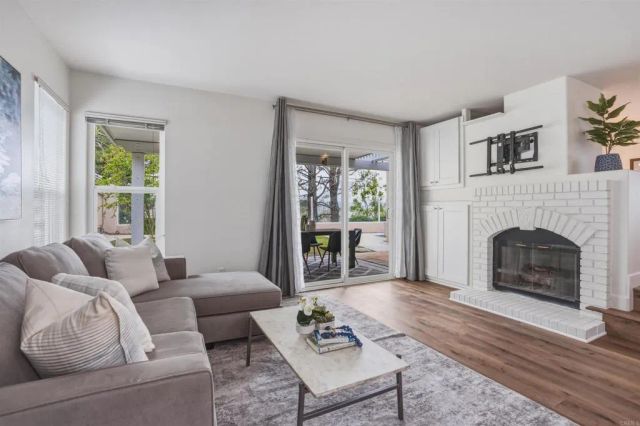 1065 S Hanlon Way, Anaheim Hills, CA 92808
