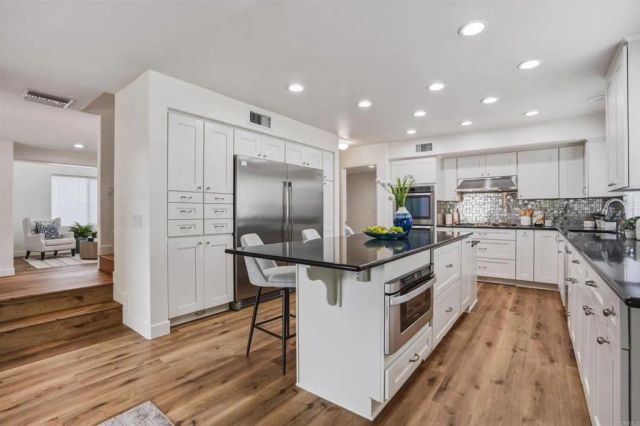 1065 S Hanlon Way, Anaheim Hills, CA 92808