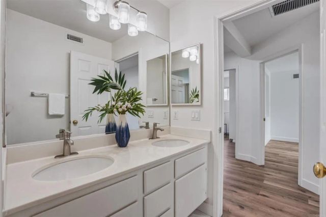 1065 S Hanlon Way, Anaheim Hills, CA 92808