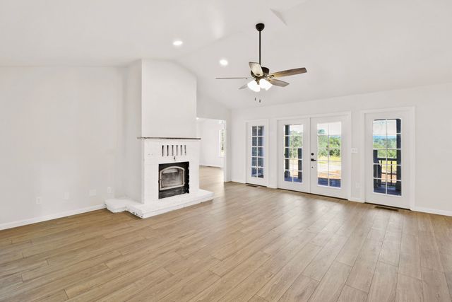 13360 Oak Run Road, Oak Run, CA 96069