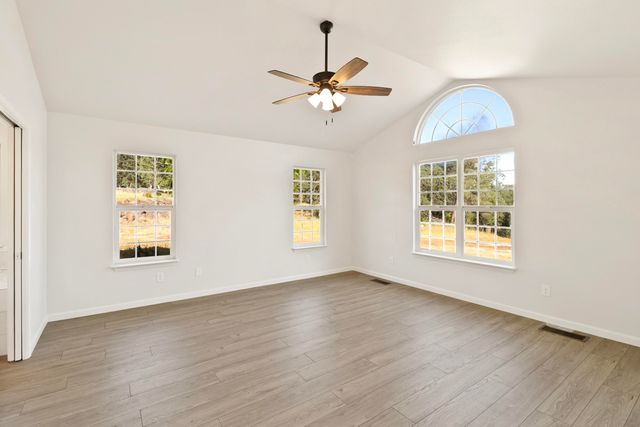 13360 Oak Run Road, Oak Run, CA 96069