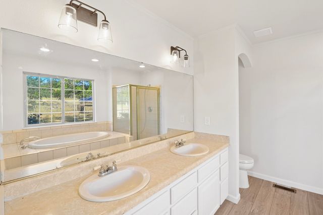 13360 Oak Run Road, Oak Run, CA 96069