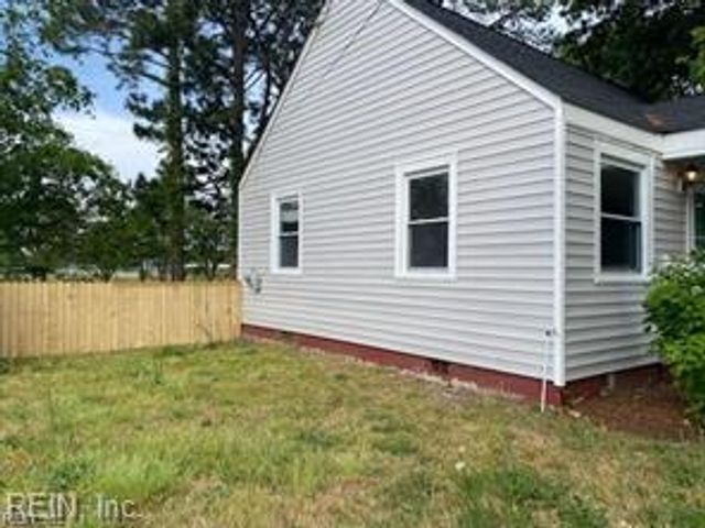 733 Lanier CRES, Portsmouth, VA 23707