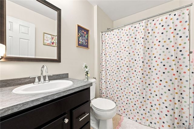 81 Rachel Vincent Way, Buffalo, NY 14216