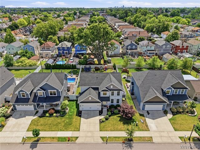 81 Rachel Vincent Way, Buffalo, NY 14216