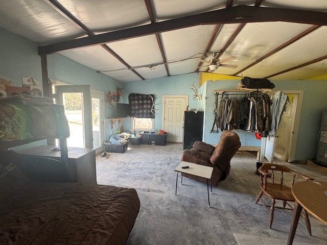 500 N Hovey Street, Chico, TX 76431