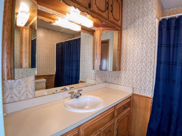 1219 Heritage Drive, El Reno, OK 73036