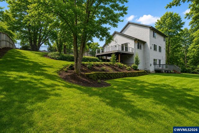 2367 Wilark Dr NW, Salem, OR 97304