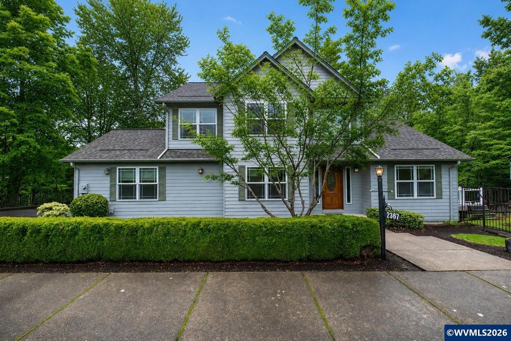 2367 Wilark Dr NW, Salem, OR 97304