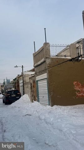 2148 S LAMBERT ST, Philadelphia, PA 19145