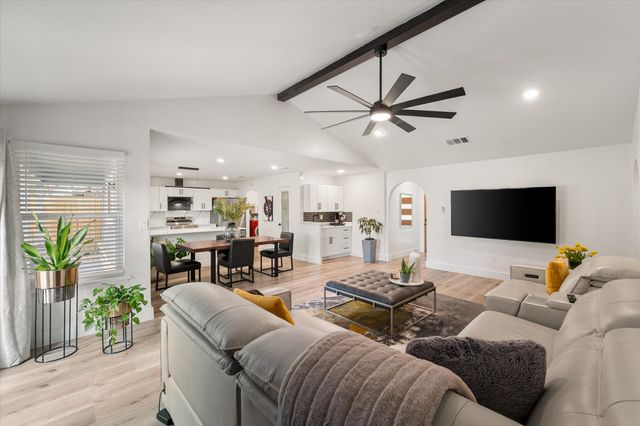 7501 Echo Hill Drive, Watauga, TX 76148