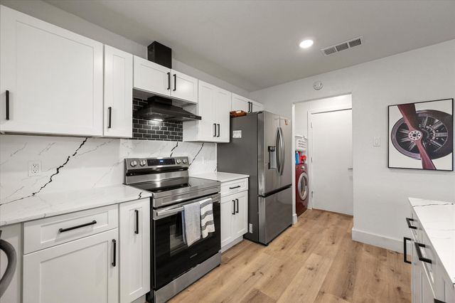 7501 Echo Hill Drive, Watauga, TX 76148