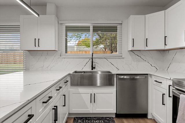 7501 Echo Hill Drive, Watauga, TX 76148