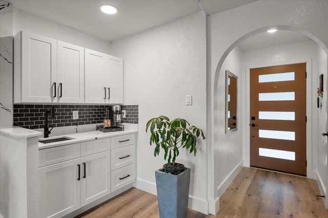 7501 Echo Hill Drive, Watauga, TX 76148