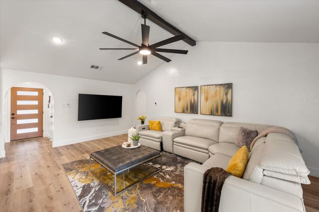 7501 Echo Hill Drive, Watauga, TX 76148