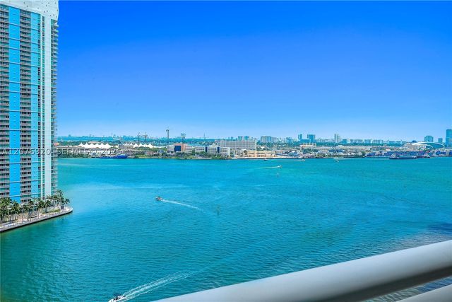 901 Brickell Key Blvd 1807, Miami, FL 33131