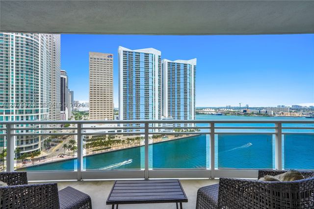 901 Brickell Key Blvd 1807, Miami, FL 33131