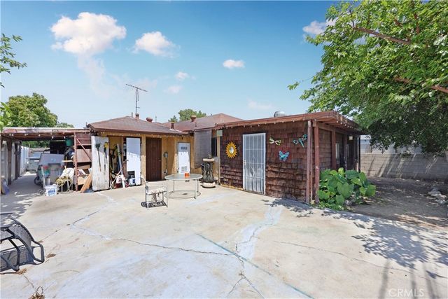 9016 Los Angeles Street, Bellflower, CA 90706
