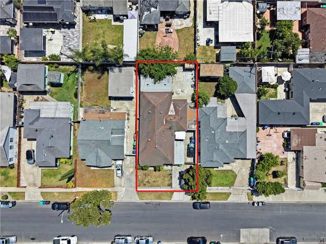 9016 Los Angeles Street, Bellflower, CA 90706