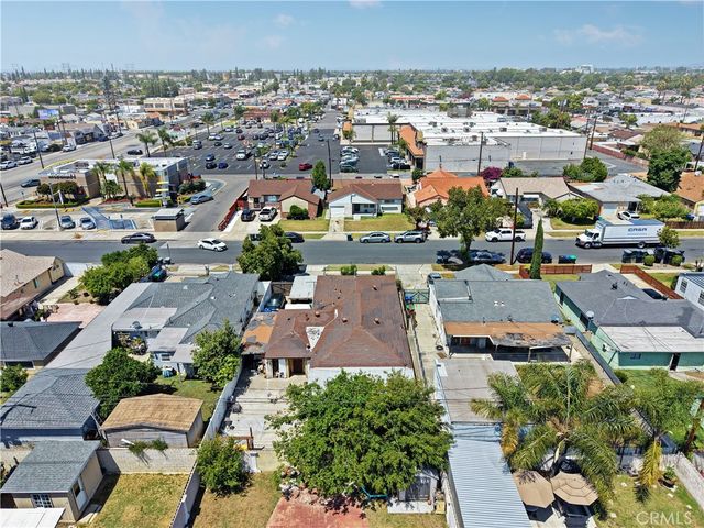 9016 Los Angeles Street, Bellflower, CA 90706
